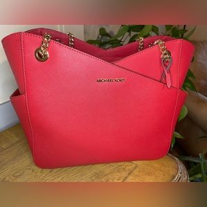 Michael Kors Jet Set Tote - LIKE NEW